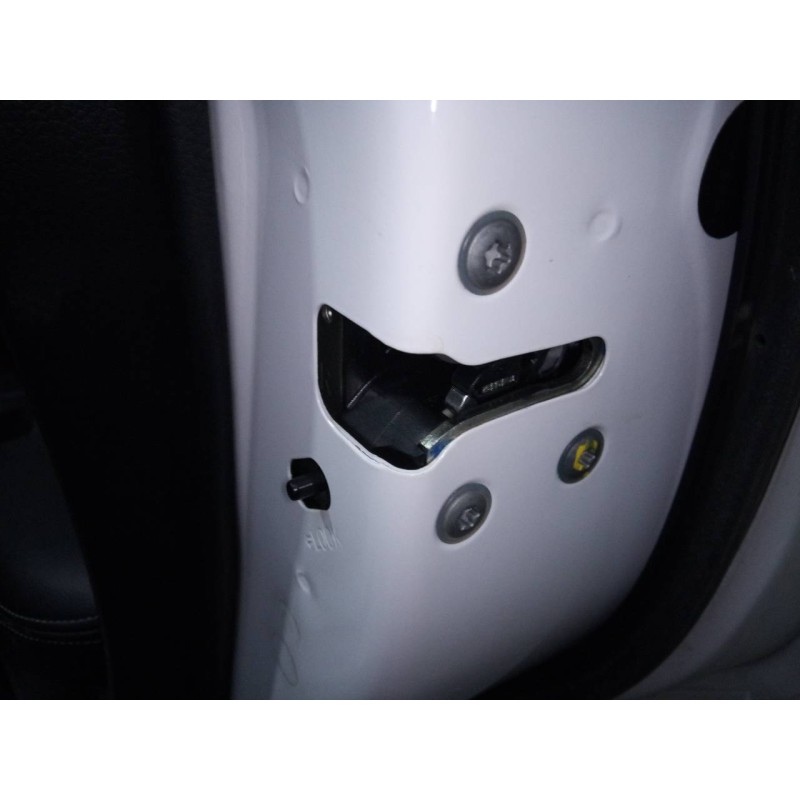 Recambio de cerradura puerta trasera derecha para nissan pulsar (c13) acenta referencia OEM IAM   