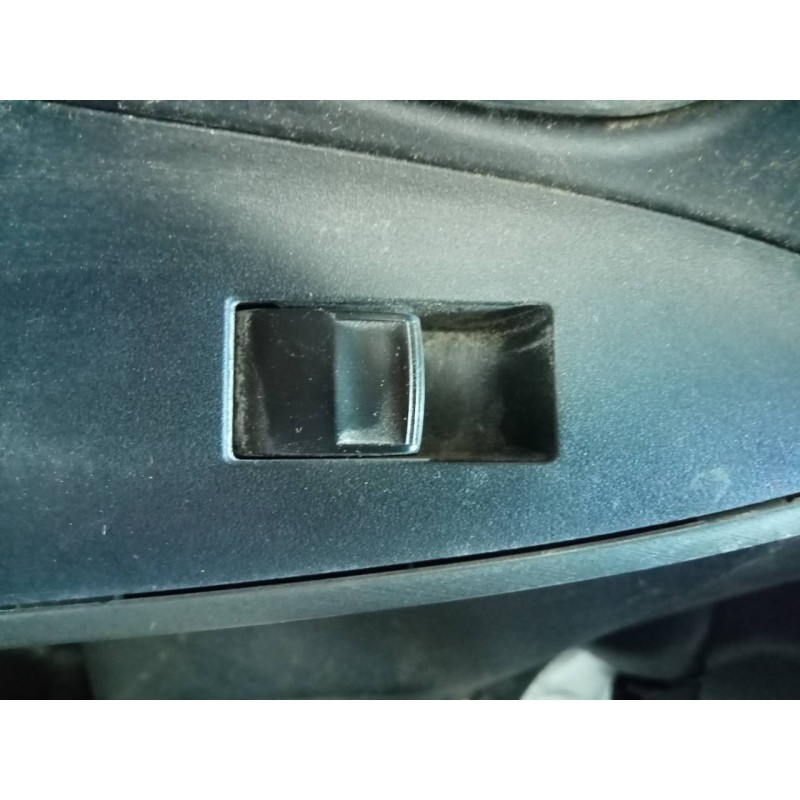 Recambio de mando elevalunas trasero izquierdo para toyota rav 4 (a3) active referencia OEM IAM   