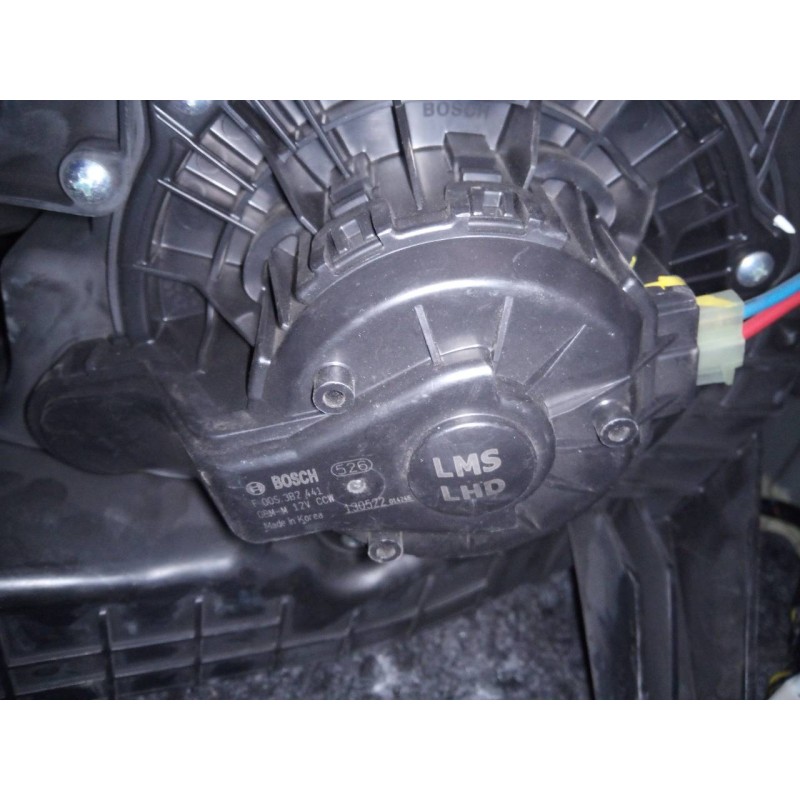 Recambio de ventilador calefaccion para hyundai ix35 style 2wd referencia OEM IAM F00S3B2441  