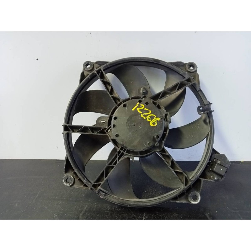 Recambio de electroventilador para renault megane iii berlina 5 p limited referencia OEM IAM 214810898R MM1555470768W 