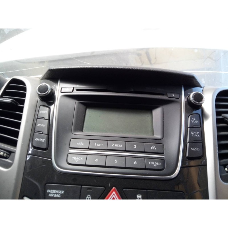 Recambio de sistema audio / radio cd para hyundai i30 (gd) trend referencia OEM IAM   