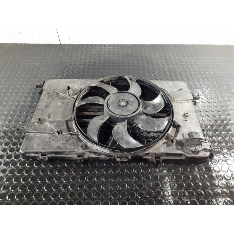 Recambio de electroventilador para opel zafira (c) selective start/stop referencia OEM IAM 0130308486  