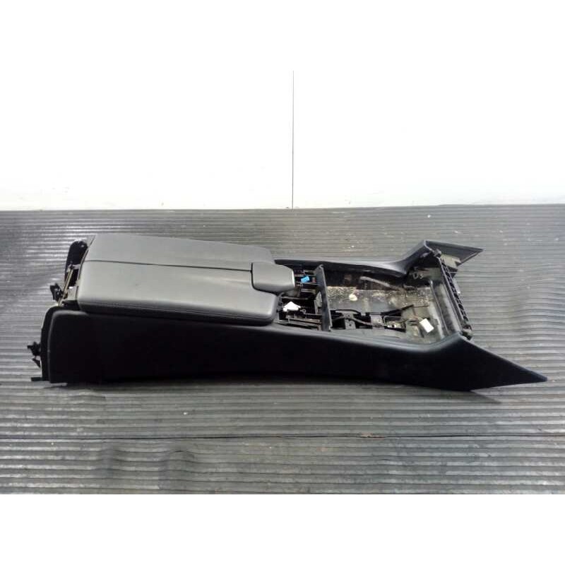 Recambio de consola central para mercedes clase cls (w218) cls 250 cdi be (218.303) referencia OEM IAM   