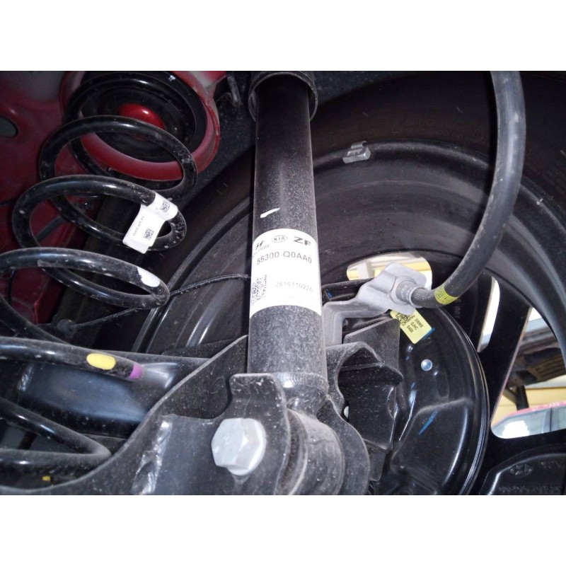 Recambio de amortiguador trasero derecho para hyundai i20 essence referencia OEM IAM 55300Q0AA0  