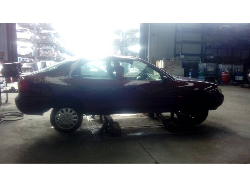 ford mondeo berlina (gd) del año 1999