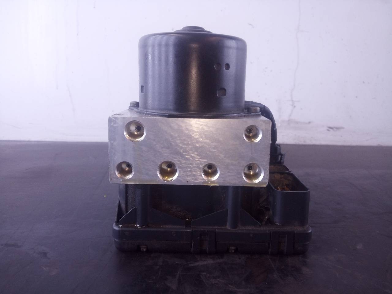ABS CHRYSLER VOYAGER (RG) P04721427AK / P3-A8-28-4 / 04686702AE P04721427AKP3A828404686702AE