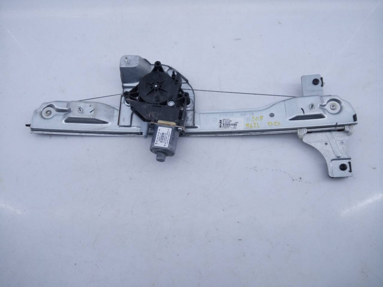 ELEVALUNAS DELANTERO DERECHO PEUGEOT 208 9674254380 / E1-A4-36-2 / 0130822702 9674254380E1A43620130822702