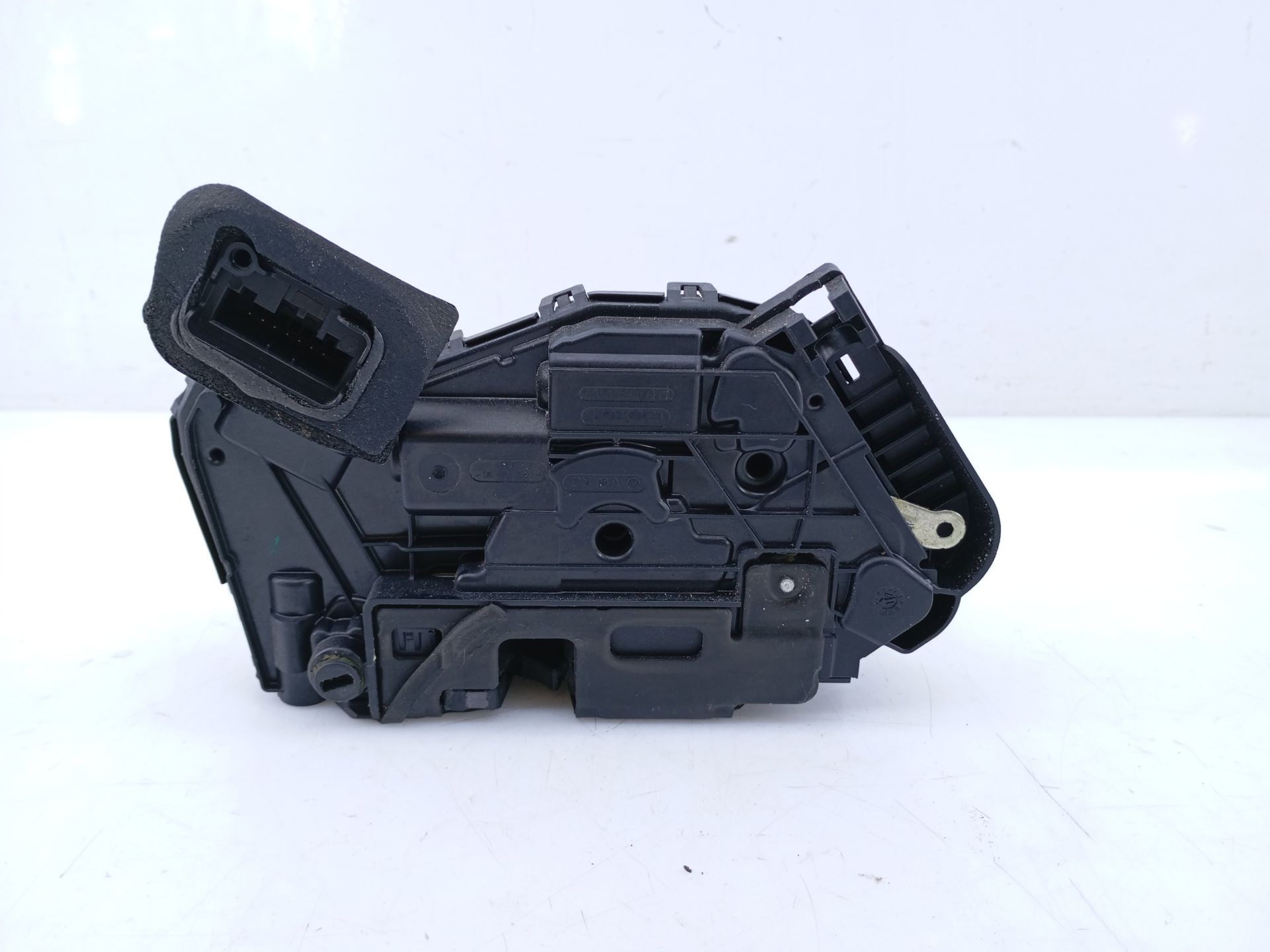 CERRADURA PUERTA TRASERA IZQUIERDA VOLKSWAGEN TOURAN (5T1) 5TA839015E / E1-B6-40-2 5TA839015EE1B6402 - Vista 3