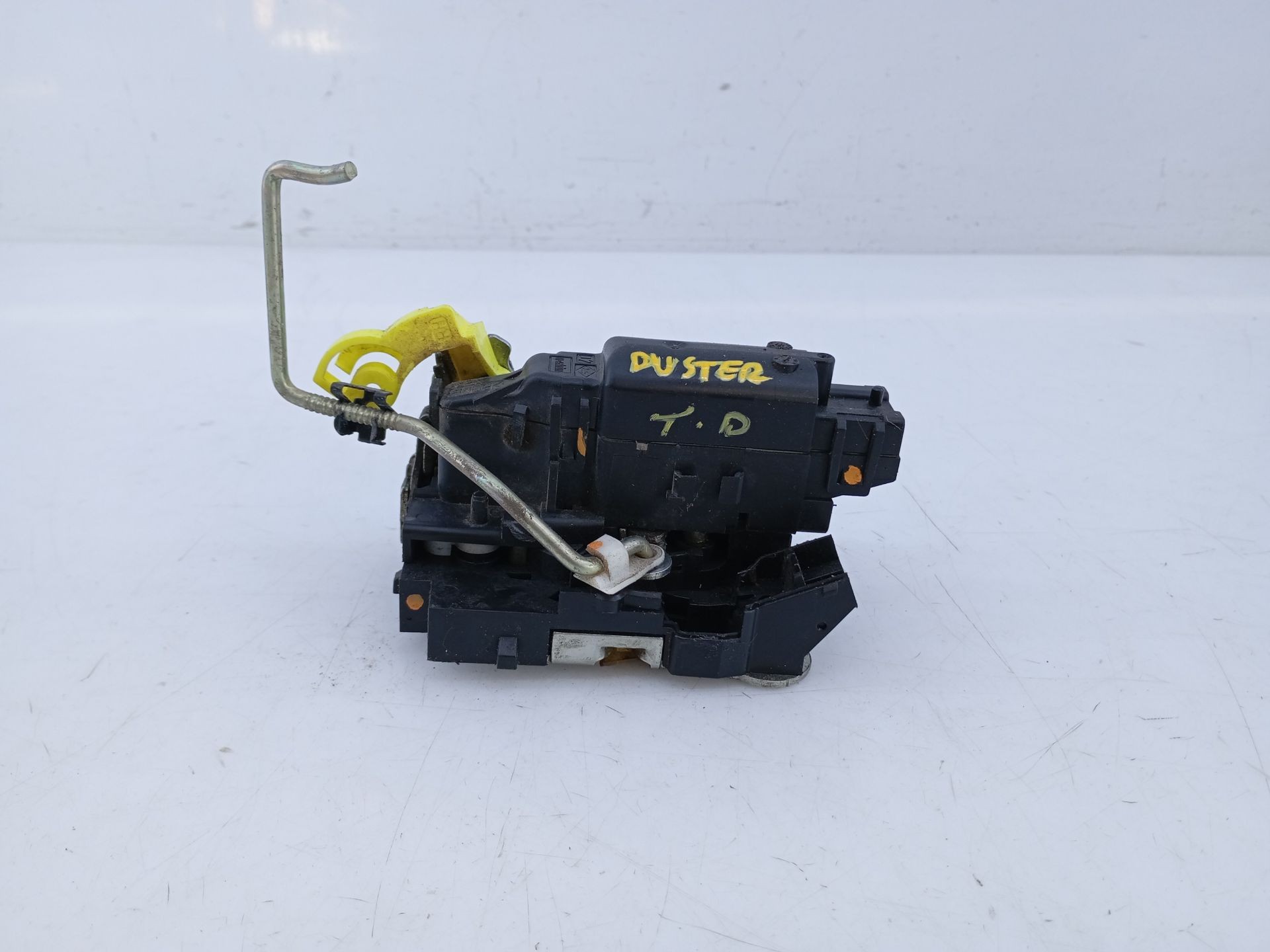 CERRADURA PUERTA TRASERA DERECHA DACIA DUSTER E1-A1-40-2 E1A1402