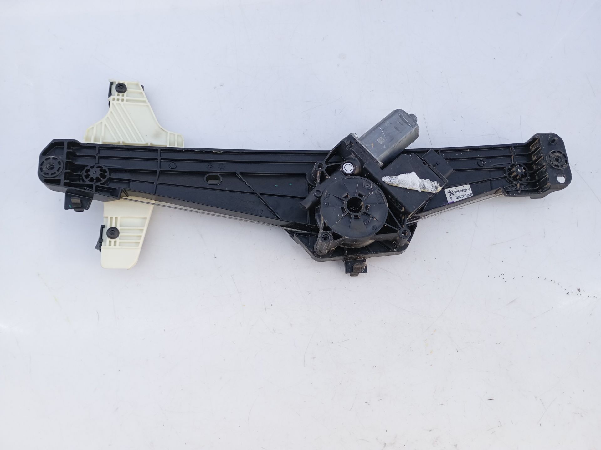 ELEVALUNAS TRASERO DERECHO PEUGEOT 3008 9611864480 / E1-A4-36-2 9611864480E1A4362