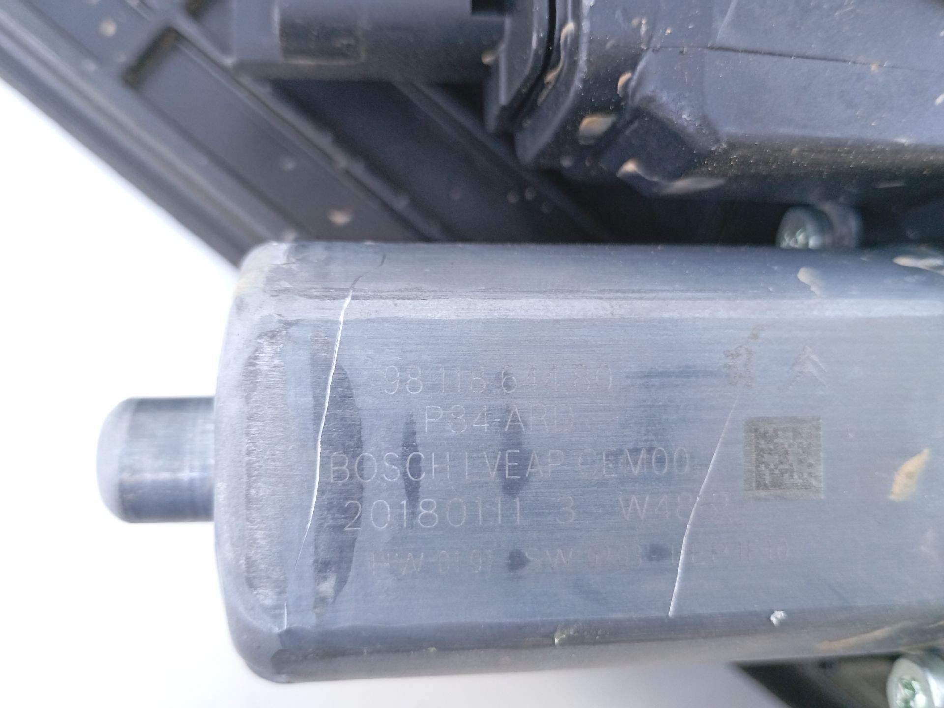 ELEVALUNAS TRASERO DERECHO PEUGEOT 3008 9611864480 / E1-A4-36-2 9611864480E1A4362 - Vista 2