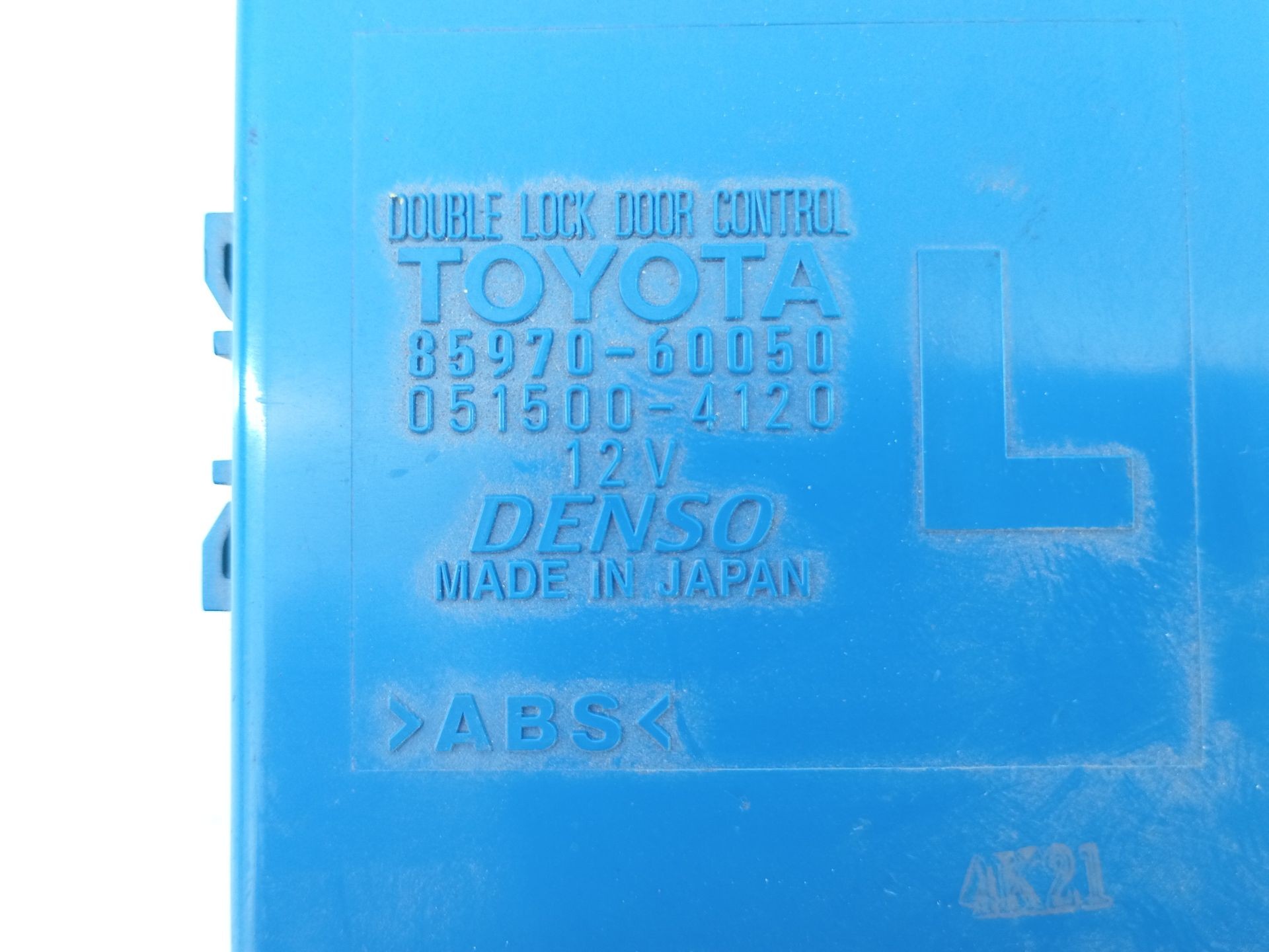 MODULO ELECTRONICO TOYOTA LAND CRUISER 200 (J14) 8597060050 / E3-B2-20-2 / 0515004120 8597060050E3B22020515004120 - Vista 3