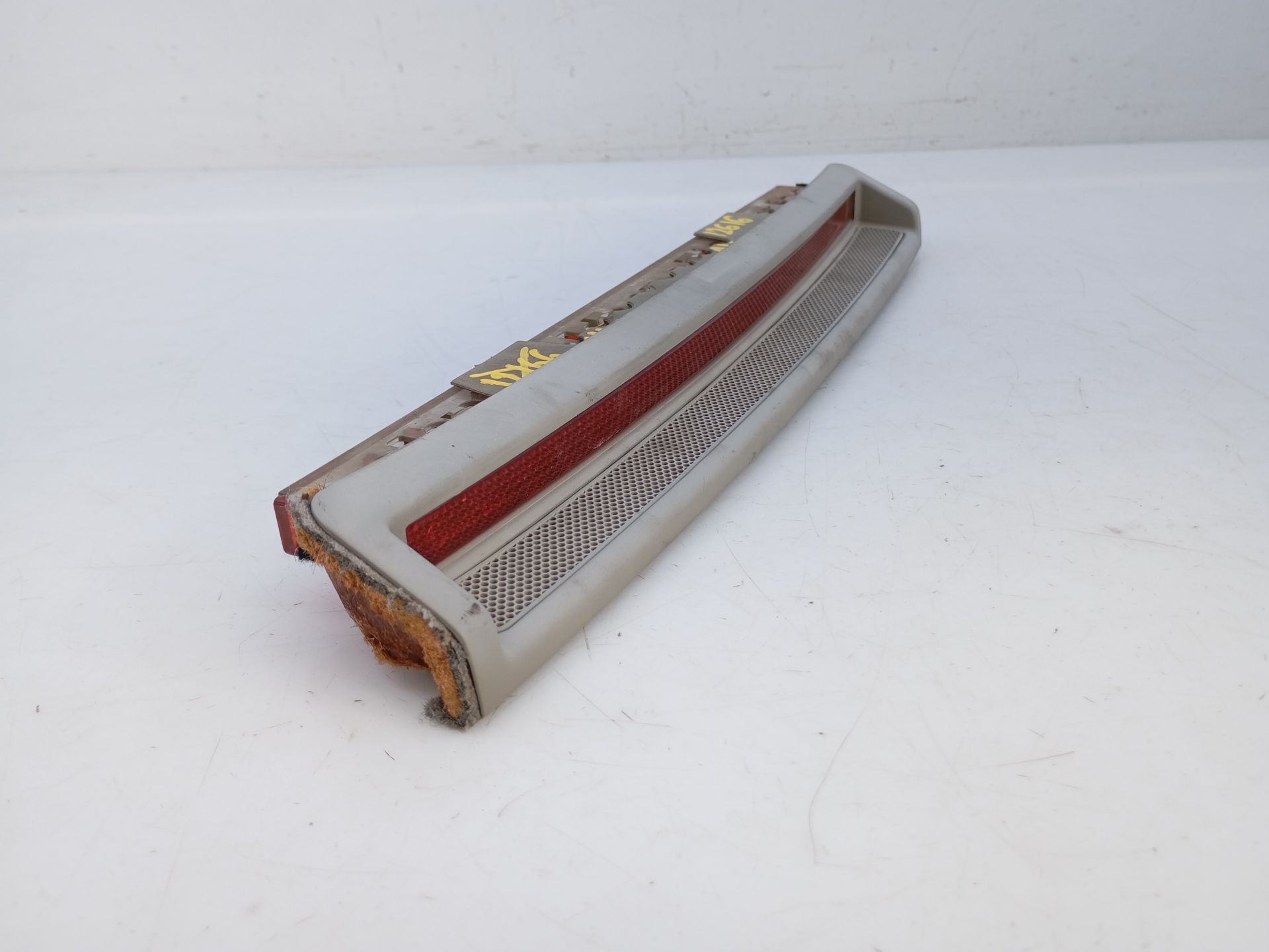 LUZ CENTRAL DE FRENO AUDI A4 BERLINA (8E) E1-B6-43-1 E1B6431 - Vista 2