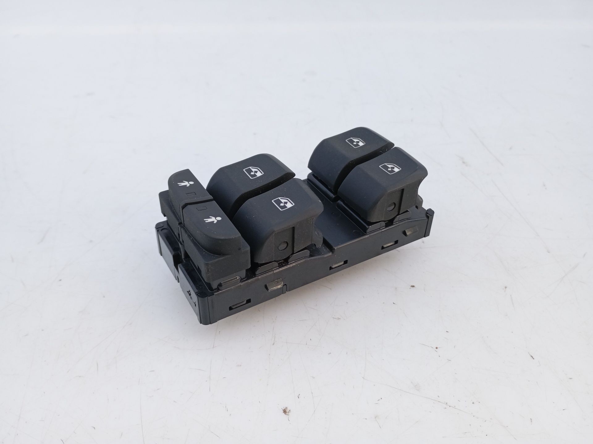 MANDO ELEVALUNAS DELANTERO IZQUIERDO AUDI Q2 (GAB) 8V959851K / E2-A1-24-3 8V959851KE2A1243 - Vista 2