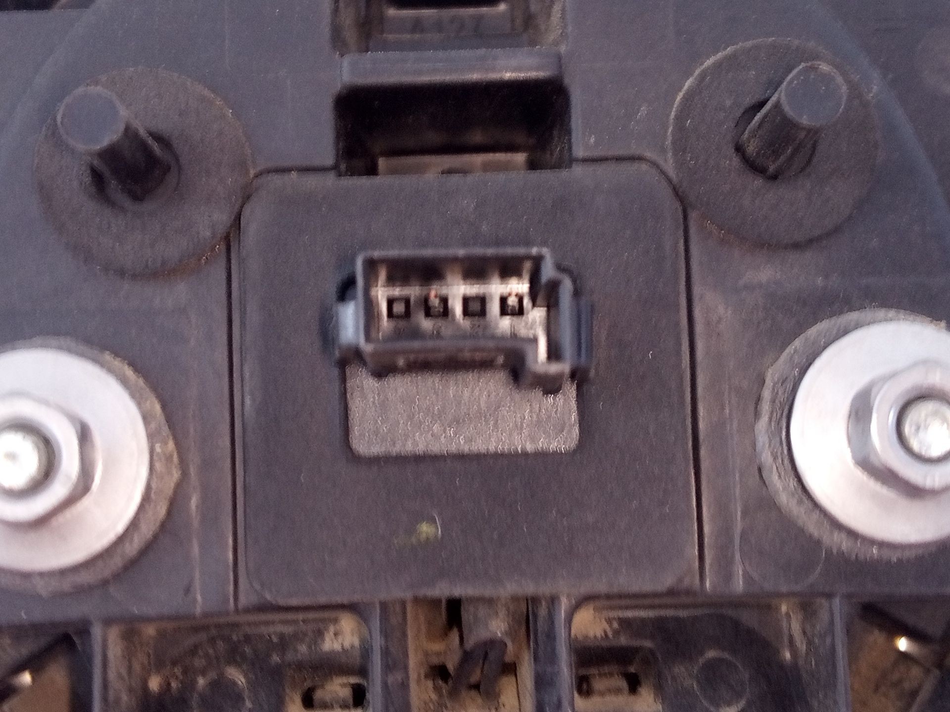 MANETA EXTERIOR PORTON OPEL CORSA E 563697283 / E2-B6-63-1 563697283E2B6631 - Vista 3