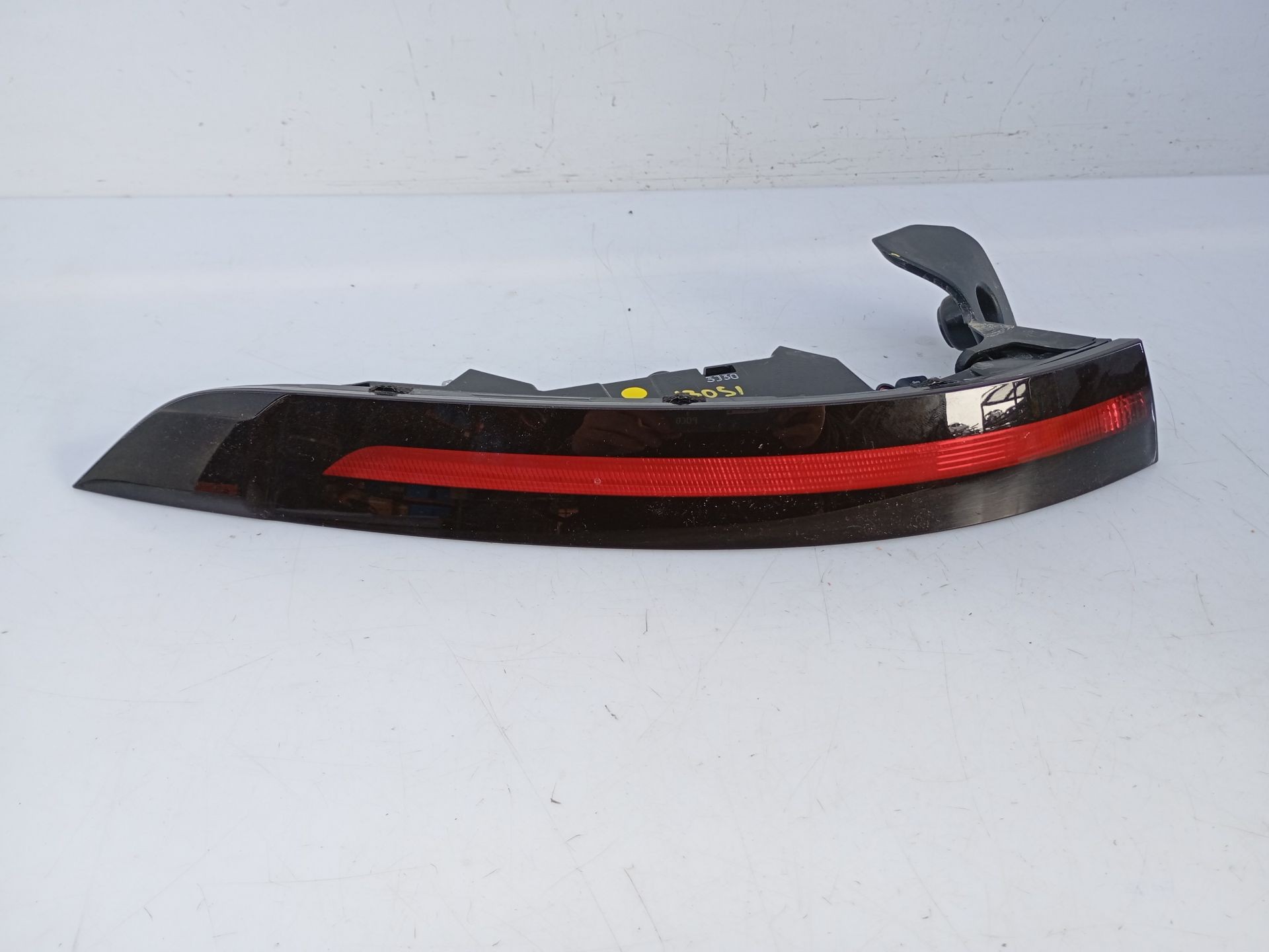 PILOTO TRASERO IZQUIERDO HYUNDAI KONA 2 92401BE003 / E2-B5-44-1 92401BE003E2B5441