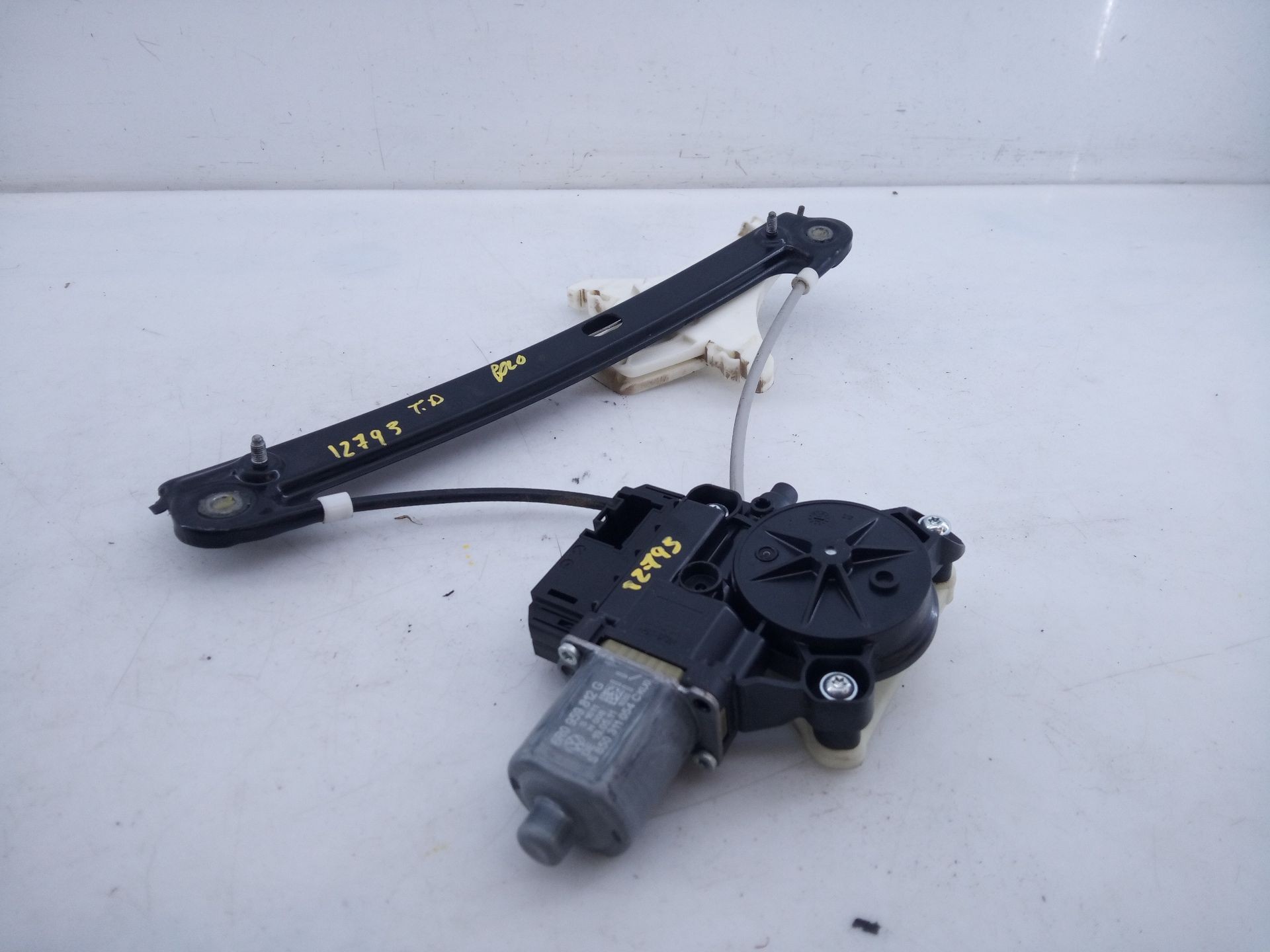 ELEVALUNAS TRASERO DERECHO VOLKSWAGEN POLO (6R1) 6R0959812G / E1-B6-56-1 6R0959812GE1B6561 - Vista 3