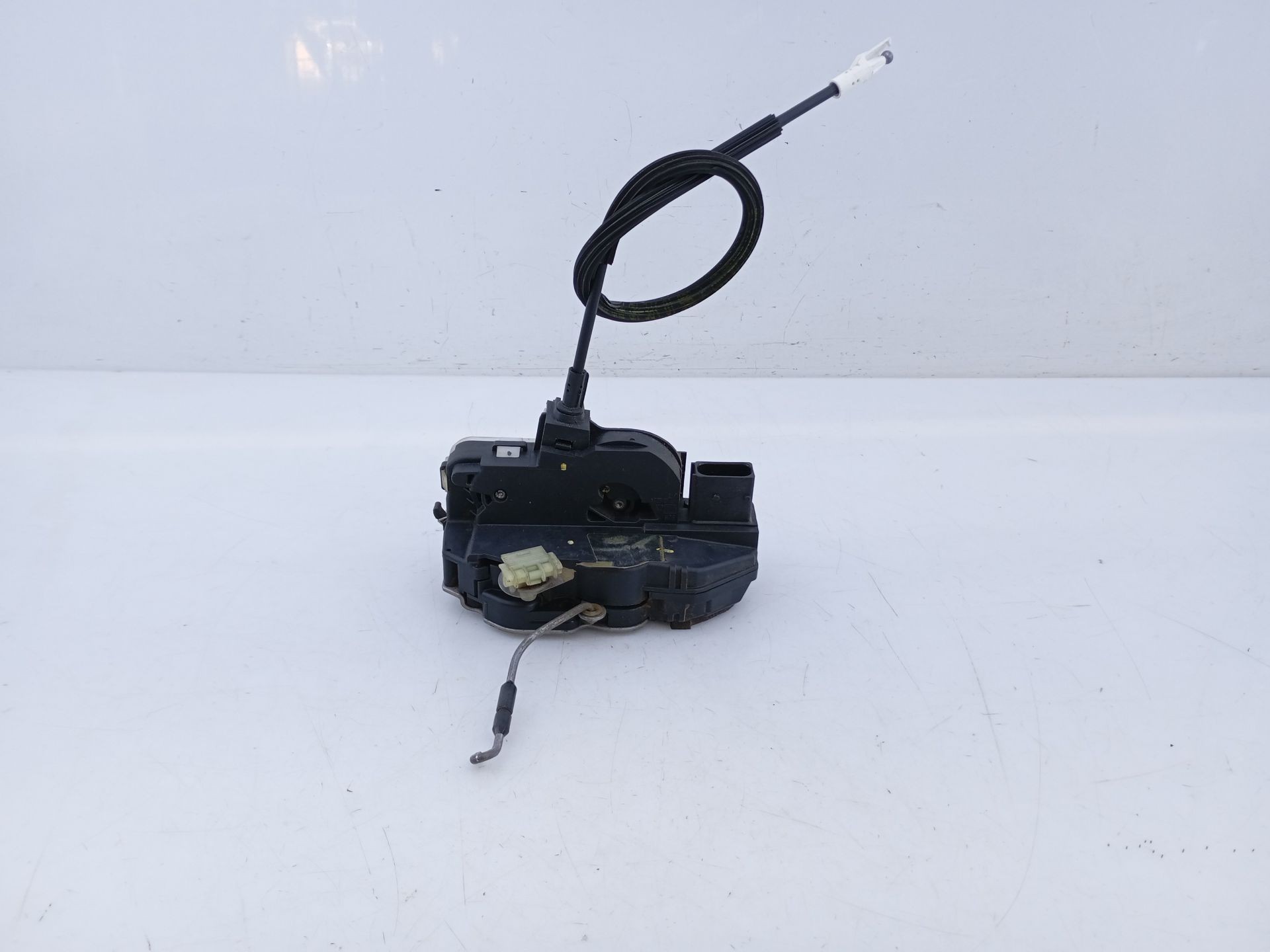 CERRADURA PUERTA DELANTERA IZQUIERDA OPEL INSIGNIA BERLINA E2-B6-45-1 E2B6451