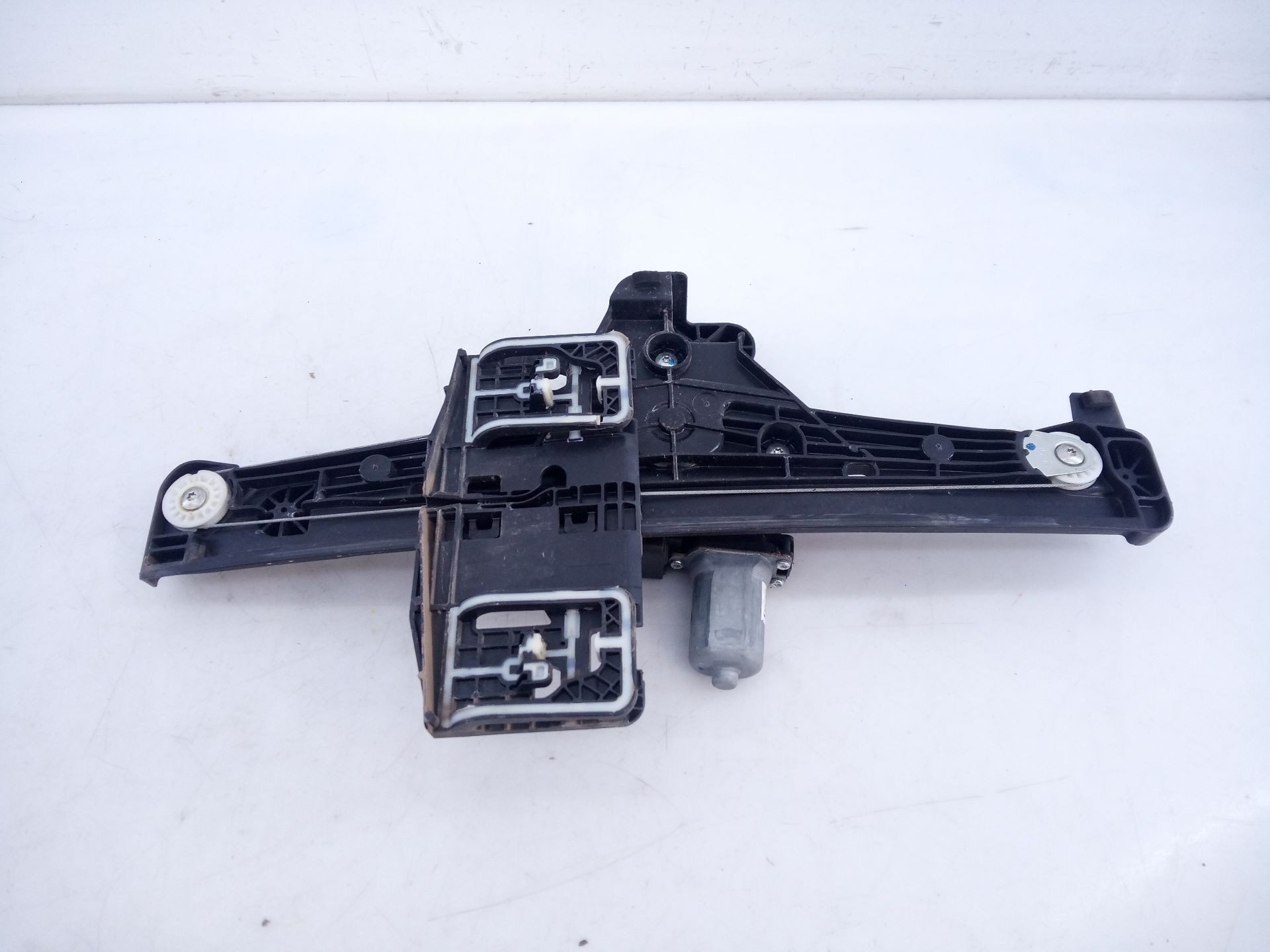 ELEVALUNAS TRASERO IZQUIERDO OPEL CORSA F 9829046180 / E2-B6-70-1 9829046180E2B6701 - Vista 2