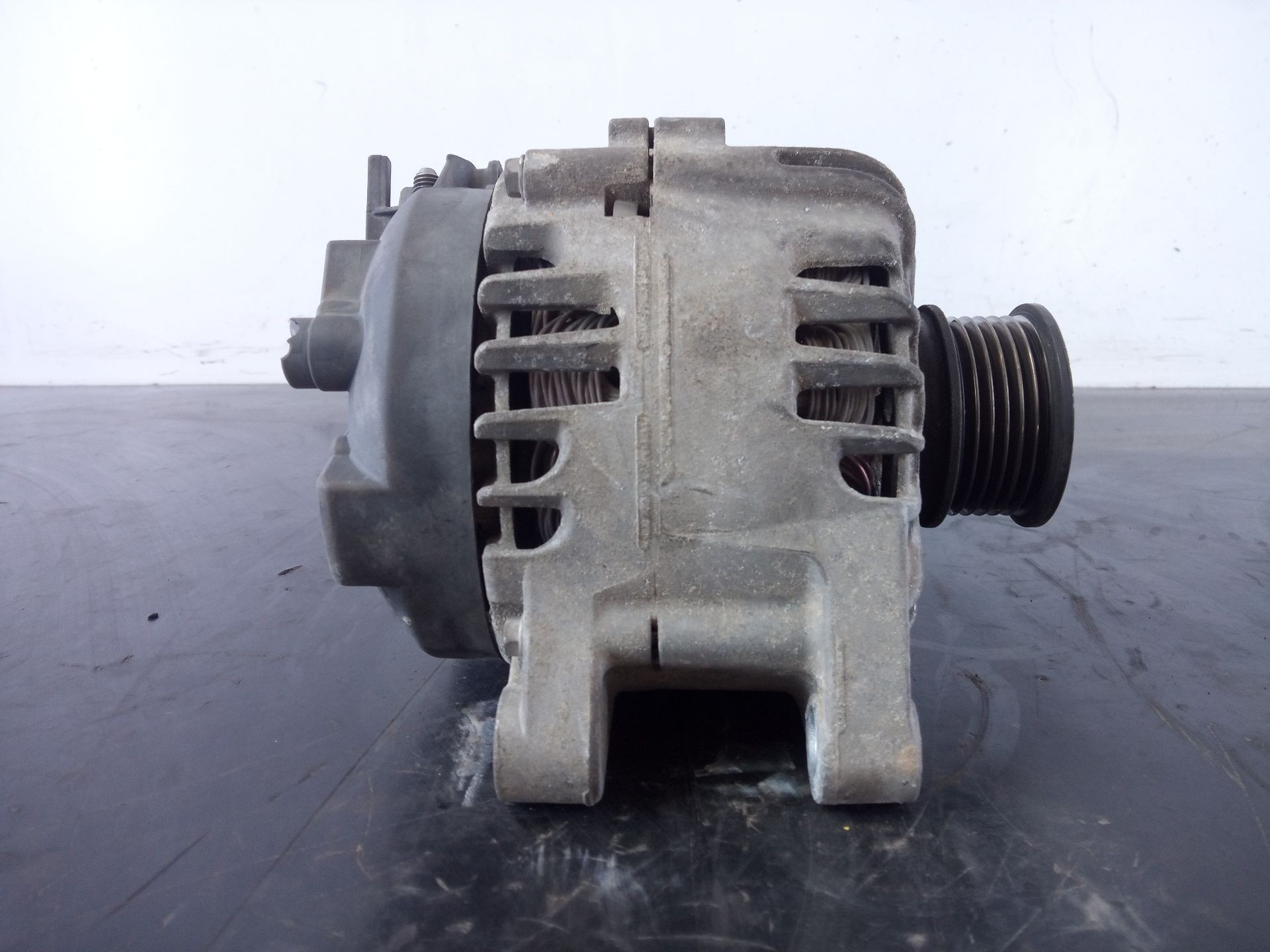 ALTERNADOR FORD TRANSIT COURIER AV6N10300DC / P3-B5-8-1 / 211503337237 AV6N10300DCP3B581211503337237