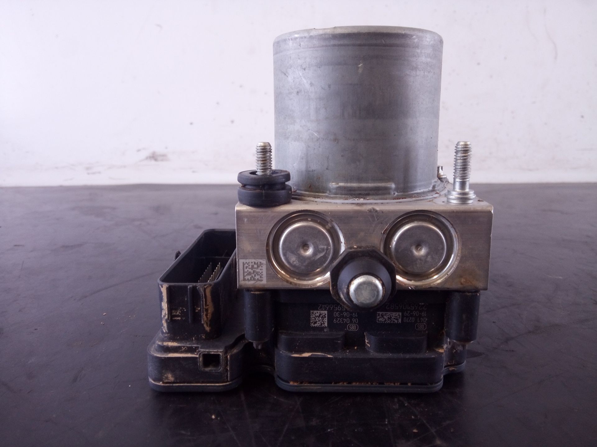 ABS MERCEDES-BENZ CLASE A (BM 177) A1779002305 / P3-A8-3-2 / A1779019102 A1779002305P3A832A1779019102 - Vista 3