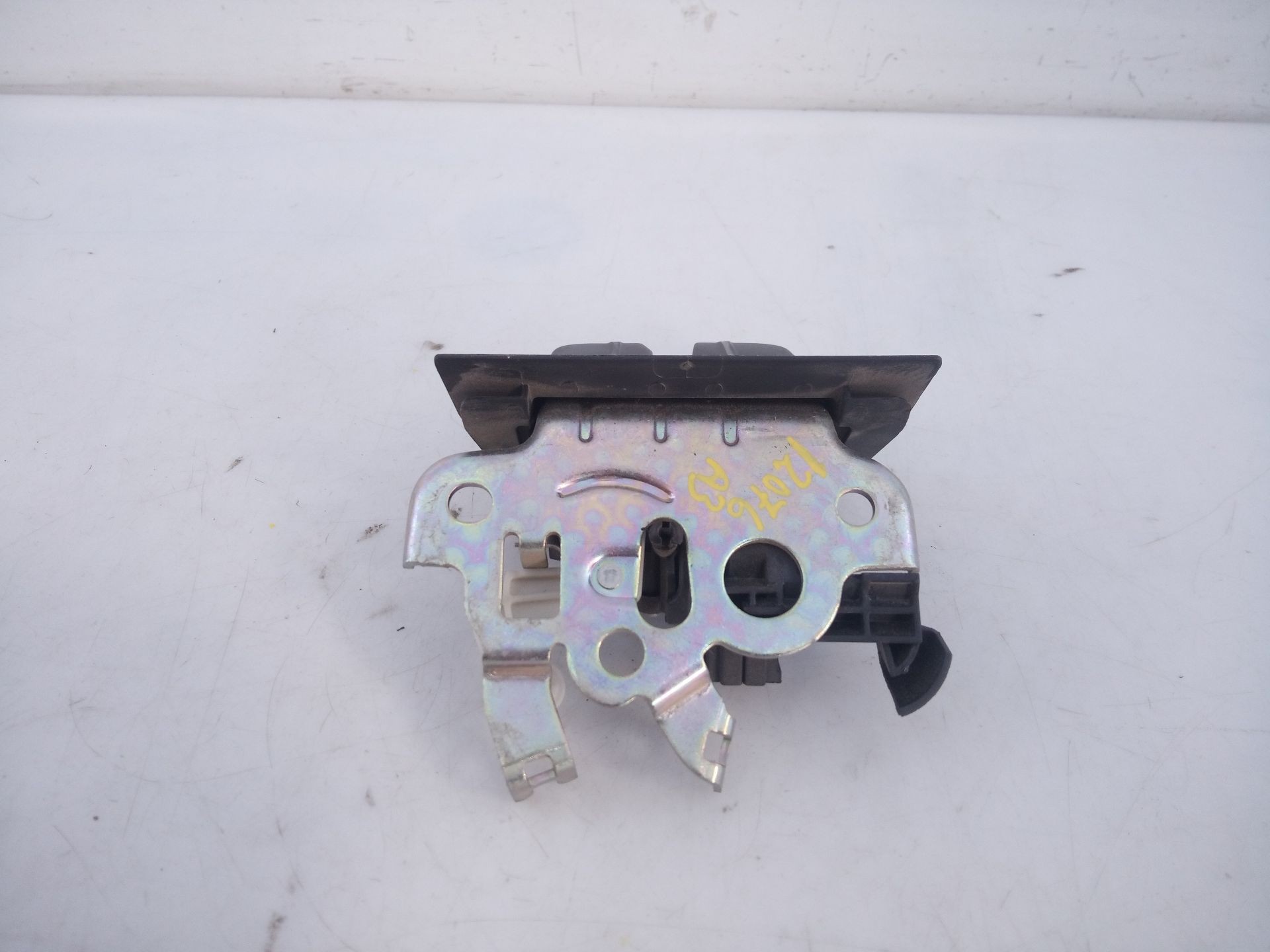 CERRADURA MALETERO / PORTON AUDI A3 SPORTBACK (8VF) 8R0827505A / E1-B6-40-1 8R0827505AE1B6401 - Vista 3