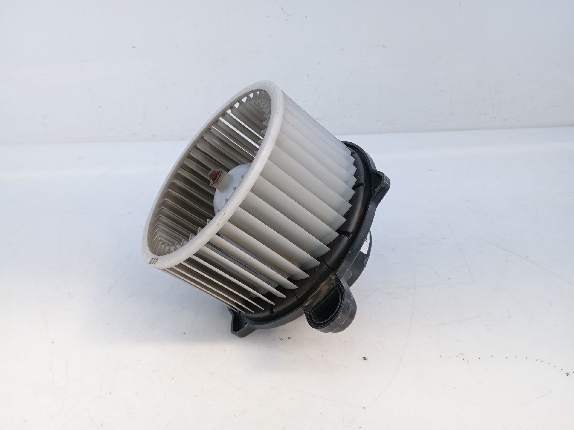 VENTILADOR CALEFACCION HYUNDAI SANTA FE (BM) D316MA5AA / E2-B5-60-2 D316MA5AAE2B5602 - Vista 3