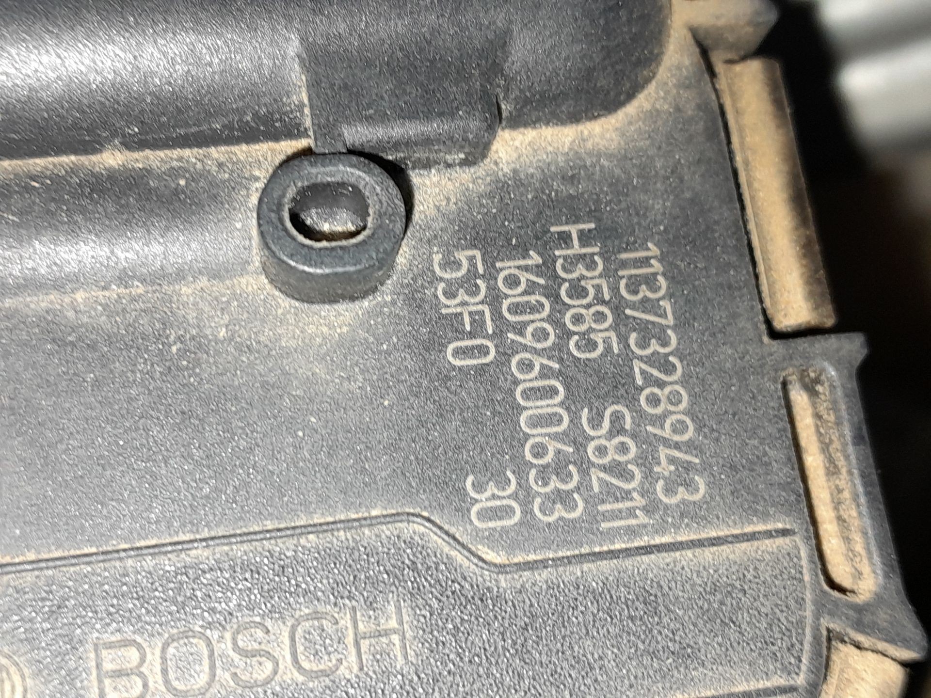 MOTOR LIMPIA DELANTERO VOLKSWAGEN GOLF VII (5G1, BQ1, BE1, BE2) 5G1955119A / 1397220692 5G1955119A1397220692 - Vista 3