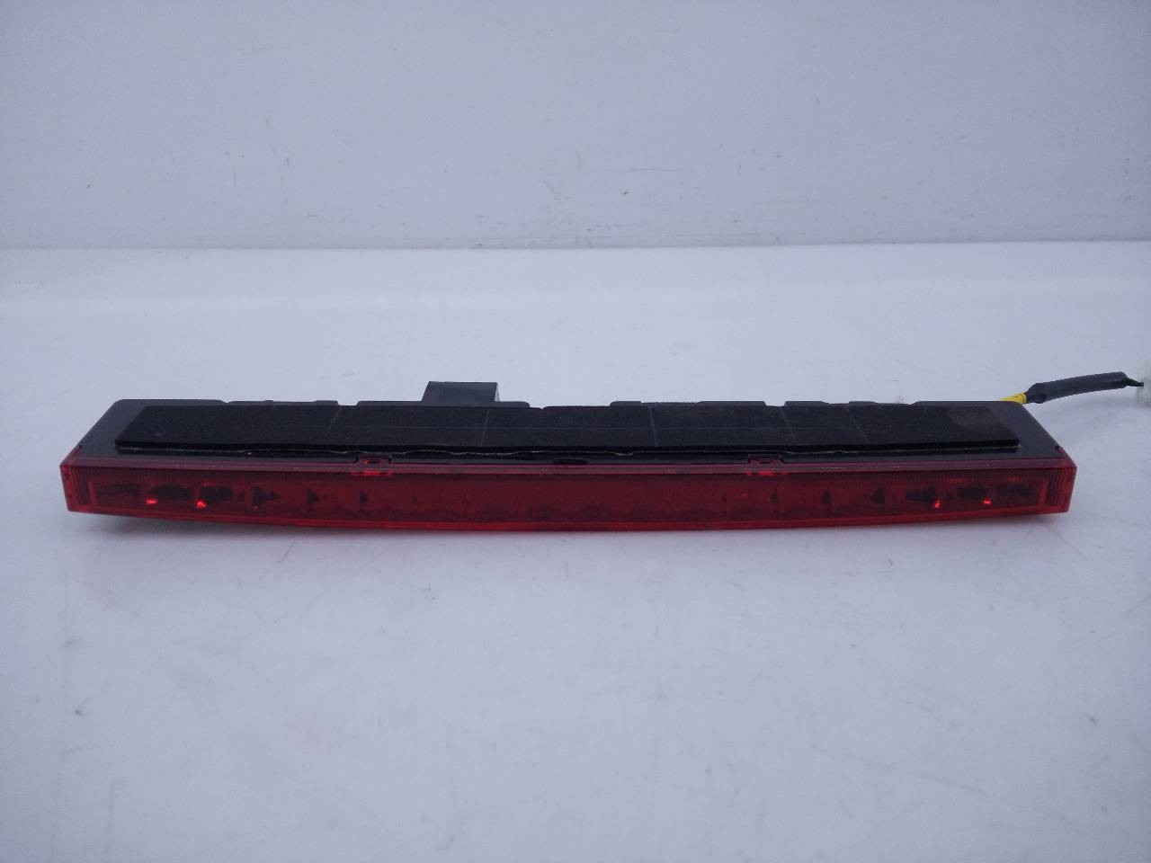 LUZ CENTRAL DE FRENO HYUNDAI I30 FASTBACK 92700G4110 / E2-B5-54-1 92700G4110E2B5541 - Vista 2