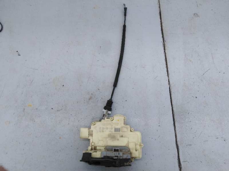 CERRADURA PUERTA TRASERA IZQUIERDA VOLKSWAGEN PASSAT VARIANT (3C5) CZ3C4839015A / E1-B6-28-2 CZ3C4839015AE1B6282