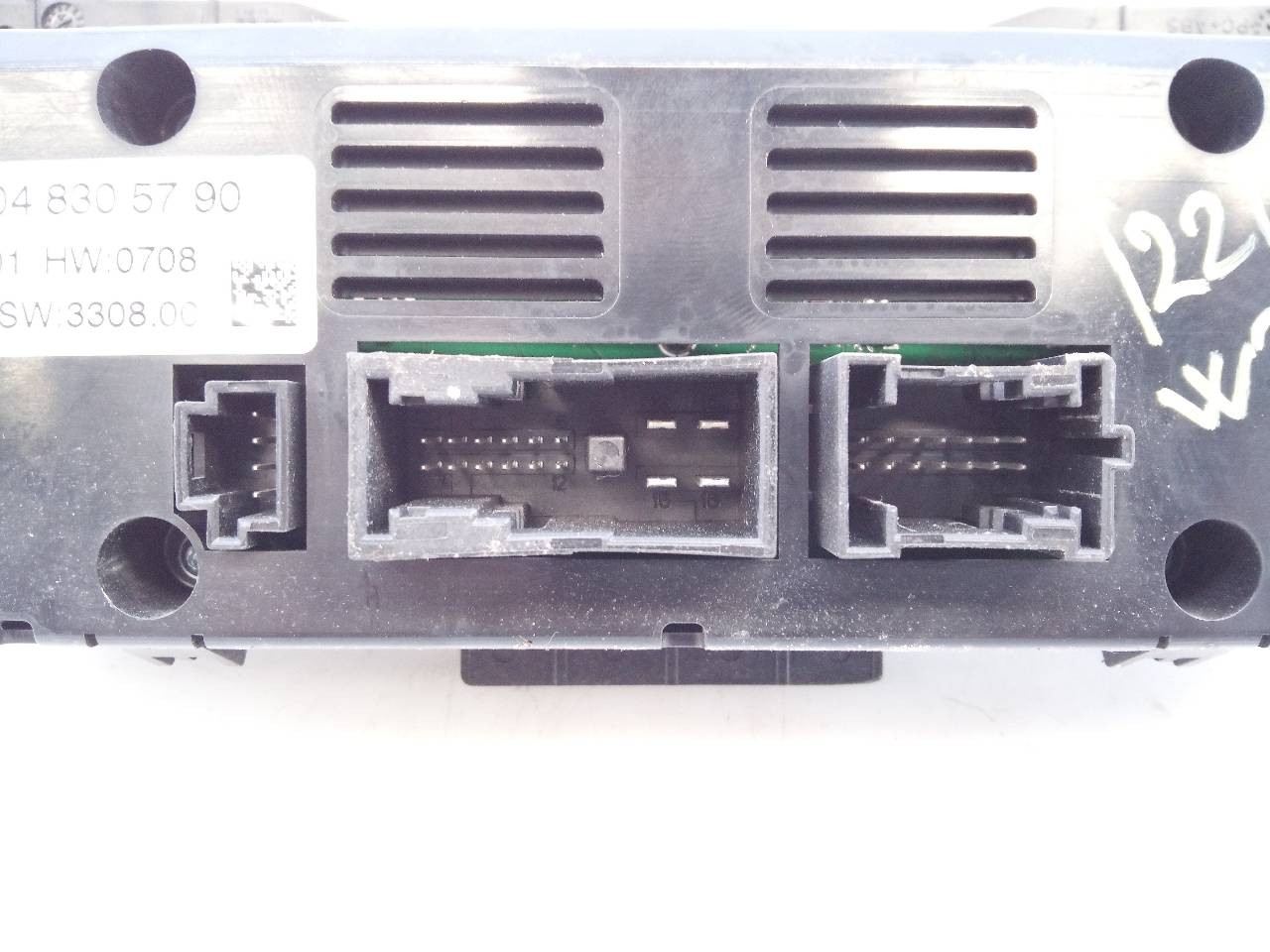 MANDO CLIMATIZADOR MERCEDES-BENZ CLASE C (W204) BERLINA 2048305790 / E3-A1-18-1 2048305790E3A1181 - Vista 3
