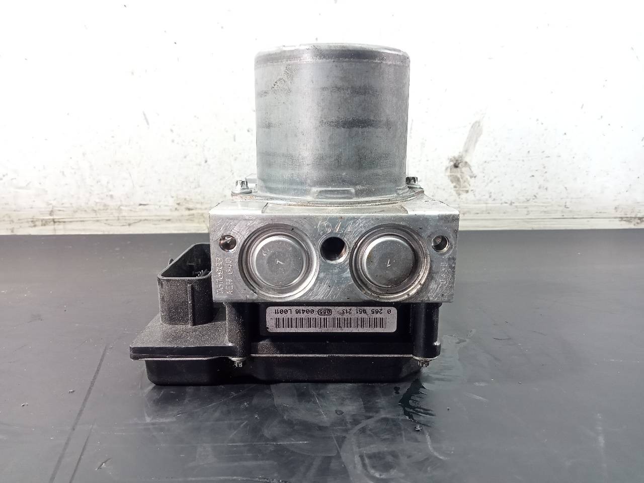 ABS MERCEDES-BENZ CLASE E (W212) LIM. A2124312912 / P3-A8-2-4 / 0265236310 A2124312912P3A8240265236310