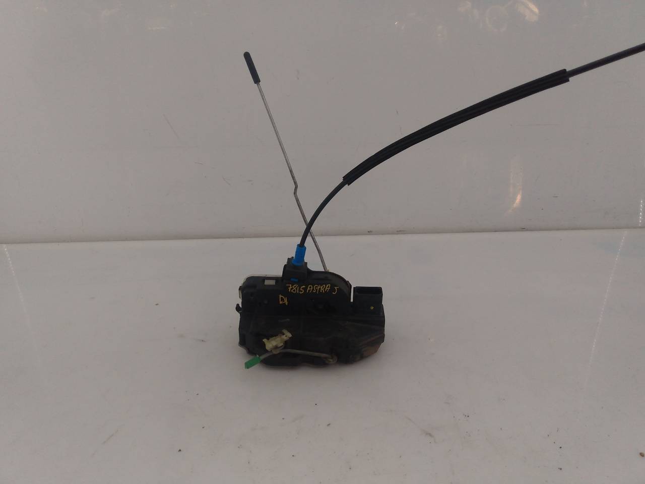 CERRADURA PUERTA DELANTERA IZQUIERDA OPEL ASTRA J LIM. 133735 / E2-B6-49-1 133735E2B6491