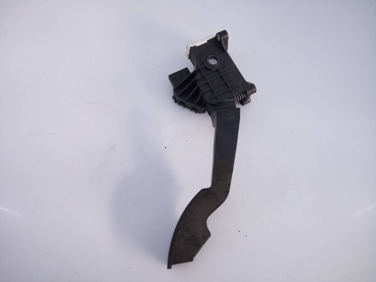 PEDAL ACELERADOR OPEL CORSA E 13305804 / E2-B6-54-1 / 29917C21 13305804E2B654129917C21 - Vista 2