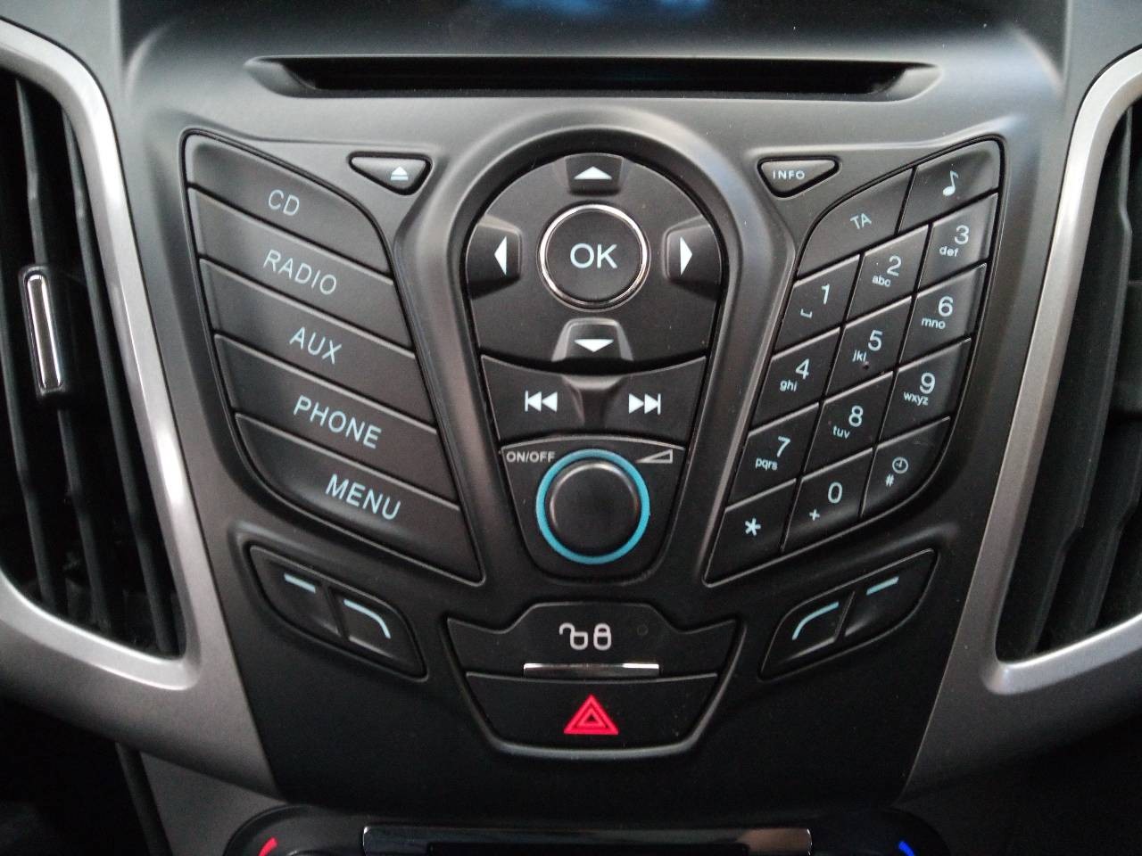 SISTEMA AUDIO / RADIO CD FORD FOCUS LIM. (CB8) BM5T18C815GL / E3-B3-44-1 / 331445000 BM5T18C815GLE3B3441331445000 - Vista 2