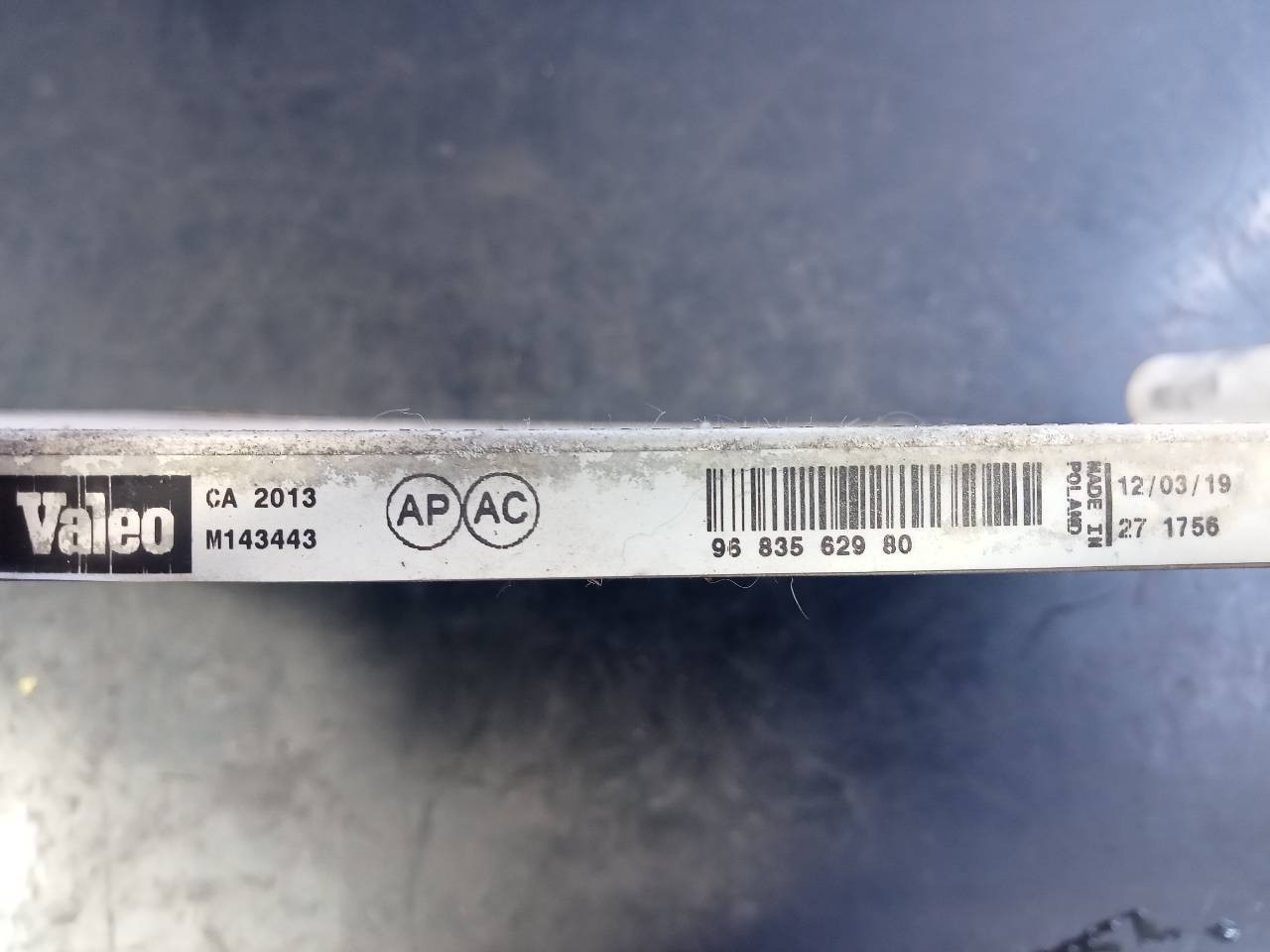 CONDENSADOR / RADIADOR AIRE ACONDICIONADO PEUGEOT 2008 (P1) 9683562980 / P2-B5-7 / M143443 9683562980P2B57M143443 - Vista 3