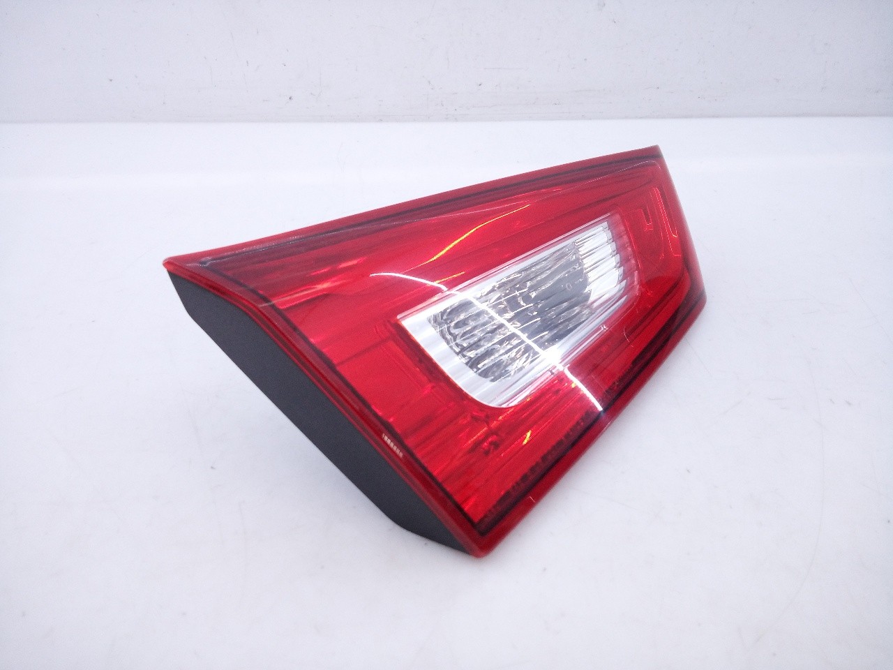 PILOTO TRASERO IZQUIERDO PORTON MITSUBISHI ASX (GA0W) E2-B4-34-1 E2B4341 - Vista 2