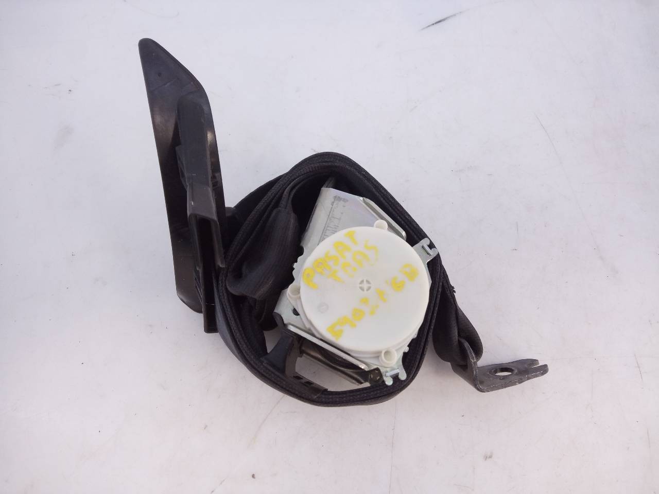 CINTURON SEGURIDAD TRASERO DERECHO VOLKSWAGEN GOLF VII LIM. (5G1) 3C5857805K / E1-B6-43-2 3C5857805KE1B6432