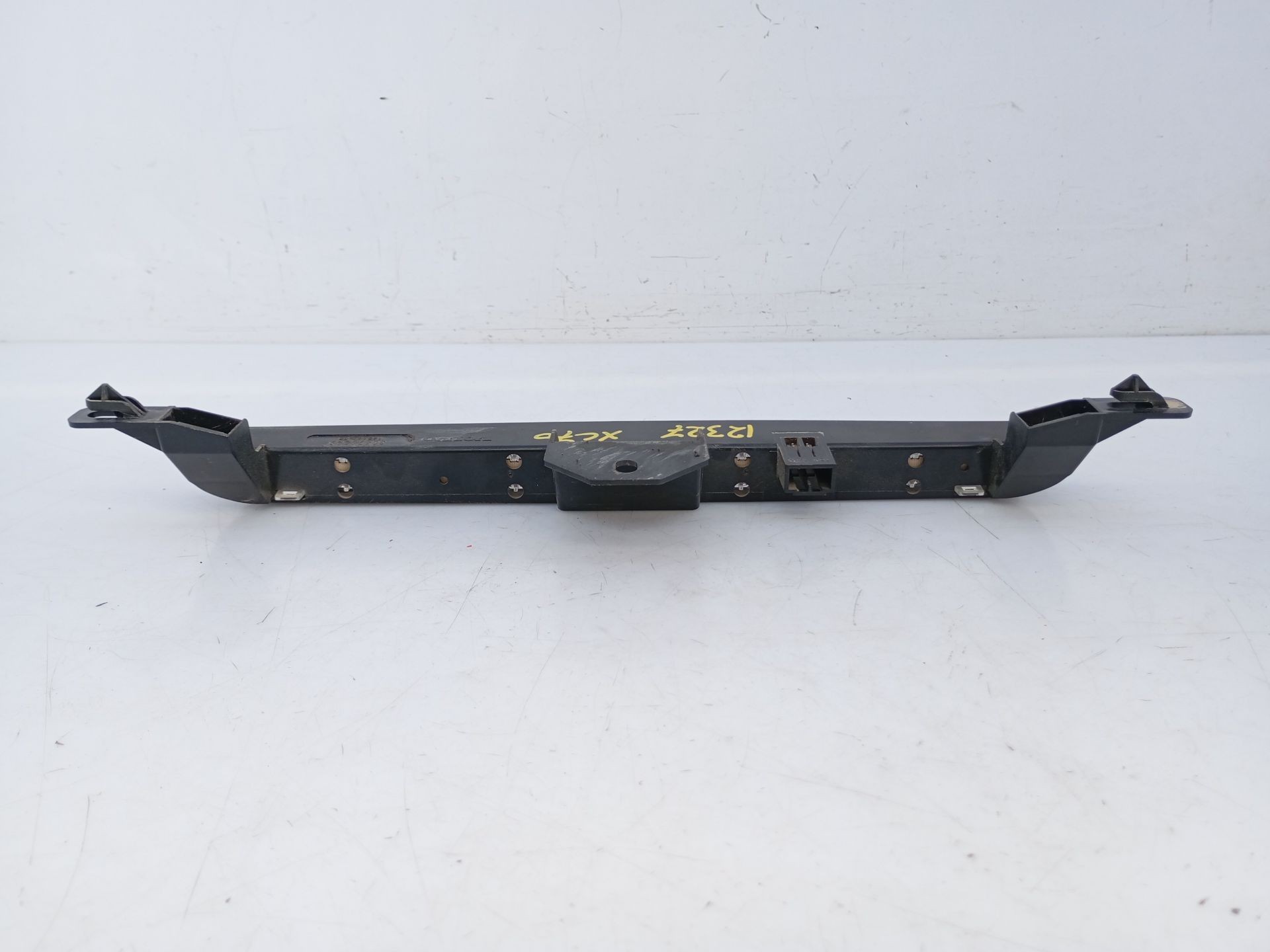 LUZ CENTRAL DE FRENO VOLVO XC70 30678549 / E1-A5-51-1 30678549E1A5511 - Vista 3