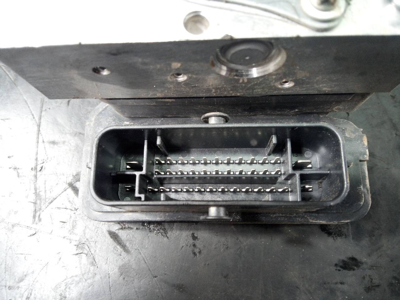 ABS DACIA SANDERO 476603249R / P3-B8-28-2 476603249RP3B8282 - Vista 3