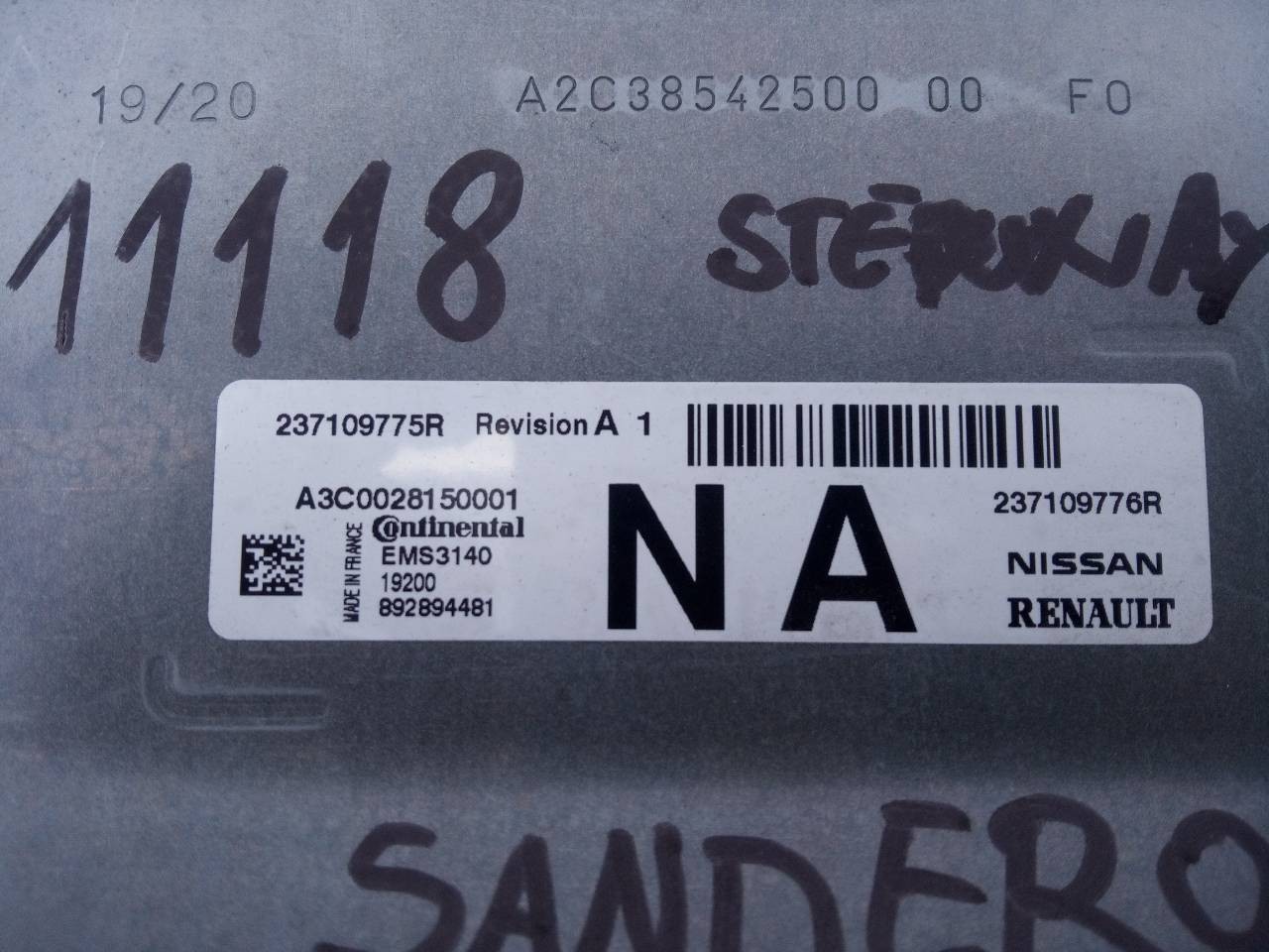 CENTRALITA MOTOR UCE DACIA SANDERO 236109775R / E2-A1-37-1 / 236109775R 236109775RE2A1371236109775R - Vista 3