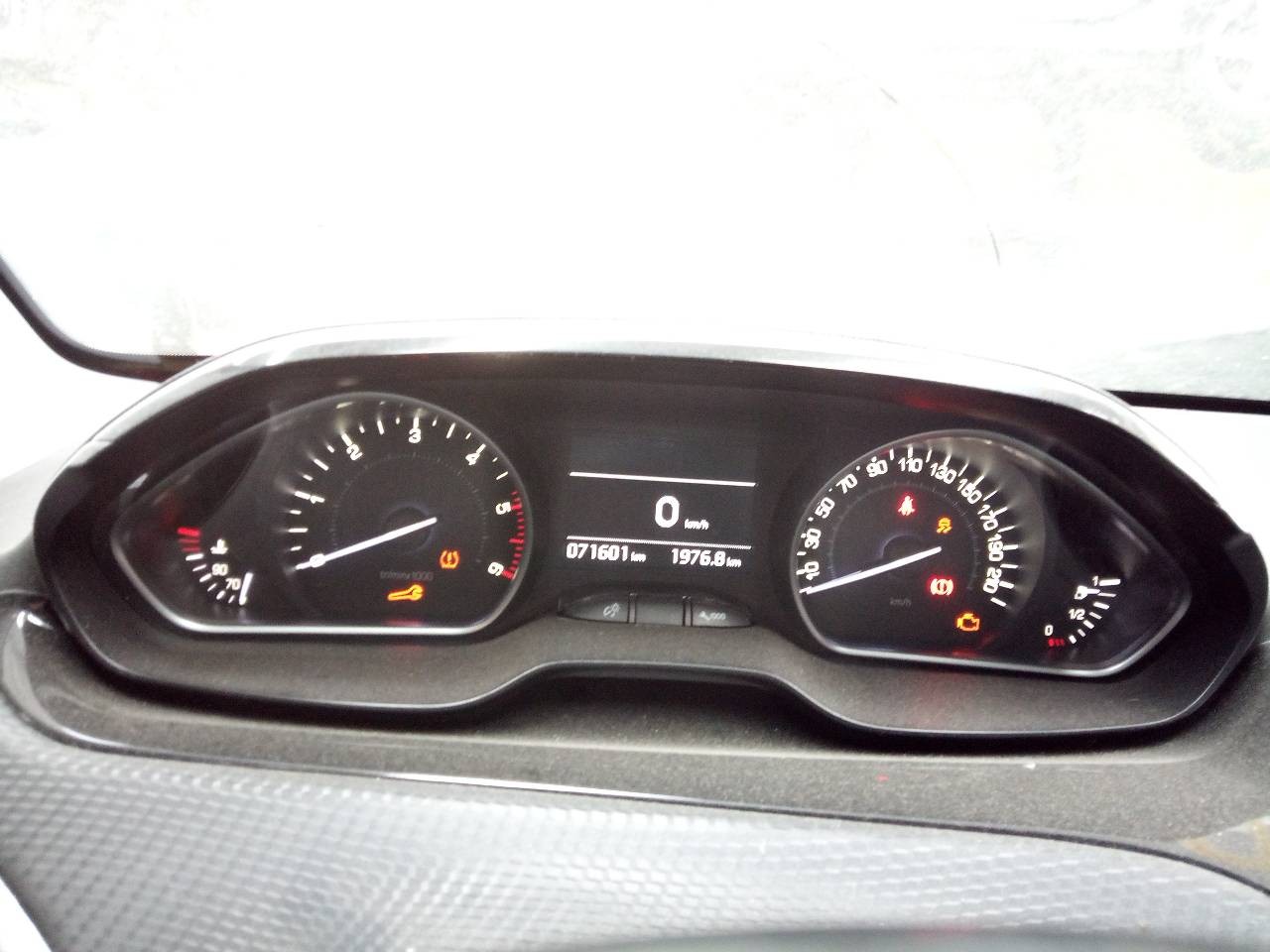 CUADRO INSTRUMENTOS PEUGEOT 208 9821126480 / E3-B2-35-4 9821126480E3B2354 - Vista 3