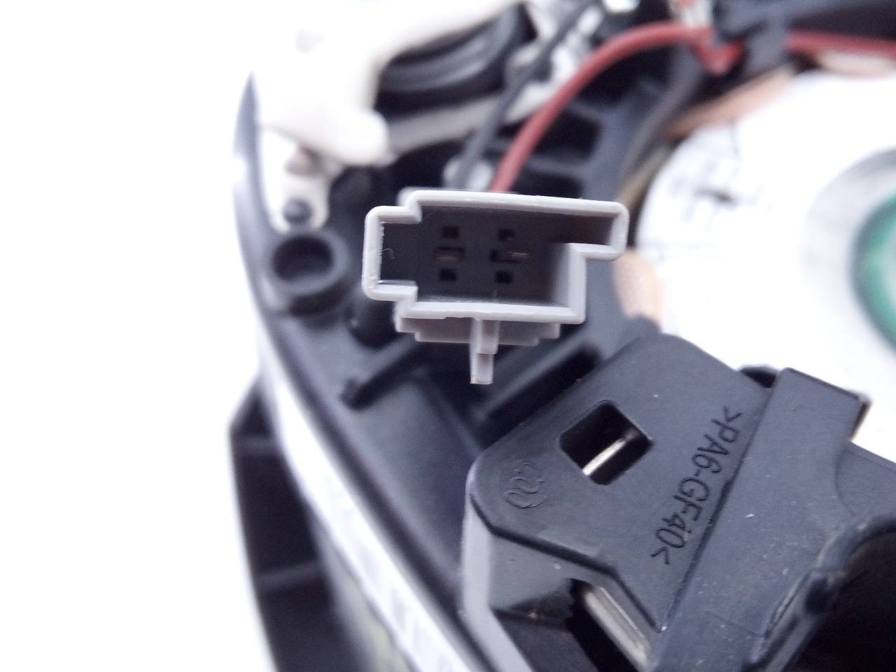 AIRBAG DELANTERO IZQUIERDO OPEL CORSA E 0589P1000202 / E2-B6-54-2 / 39027701 0589P1000202E2B654239027701 - Vista 2