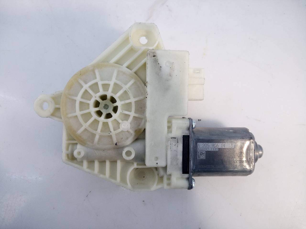 MOTOR ELEVALUNAS DELANTERO DERECHO MERCEDES-BENZ CLASE C (W205) LIM. A2059060113 / E1-A2-39-2 A2059060113E1A2392 - Vista 3