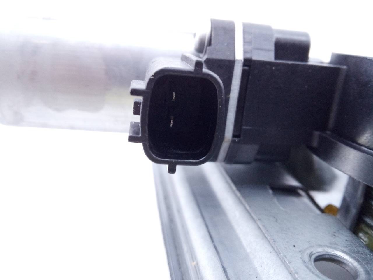 ELEVALUNAS DELANTERO DERECHO RENAULT ZOE 128001472 / E1-A1-24-2 / 9030318C 128001472E1A12429030318C - Vista 3