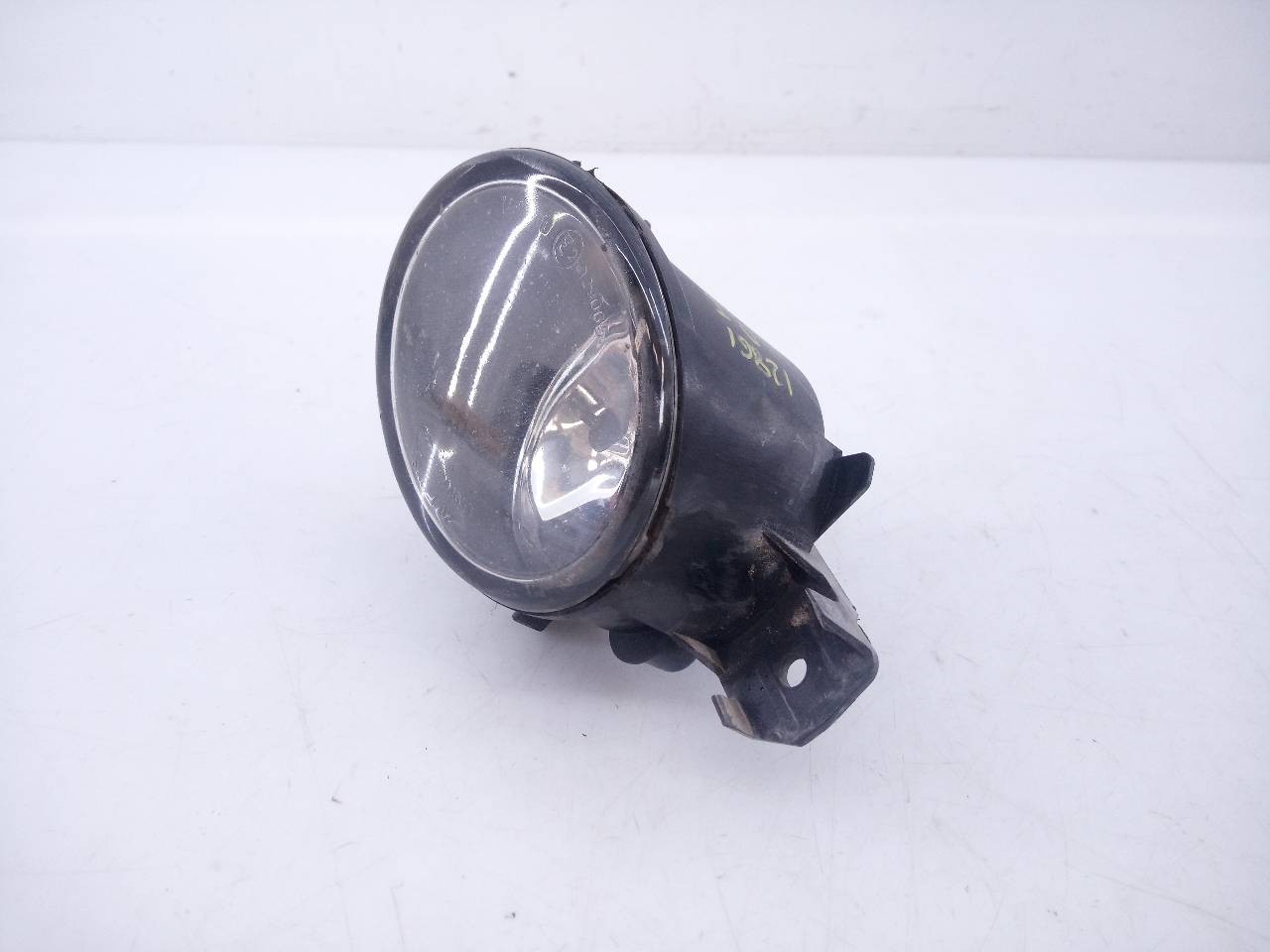 FARO ANTINIEBLA IZQUIERDO RENAULT KOLEOS 89206431 / E1-A1-43-2 / 281558990A 89206431E1A1432281558990A - Vista 3