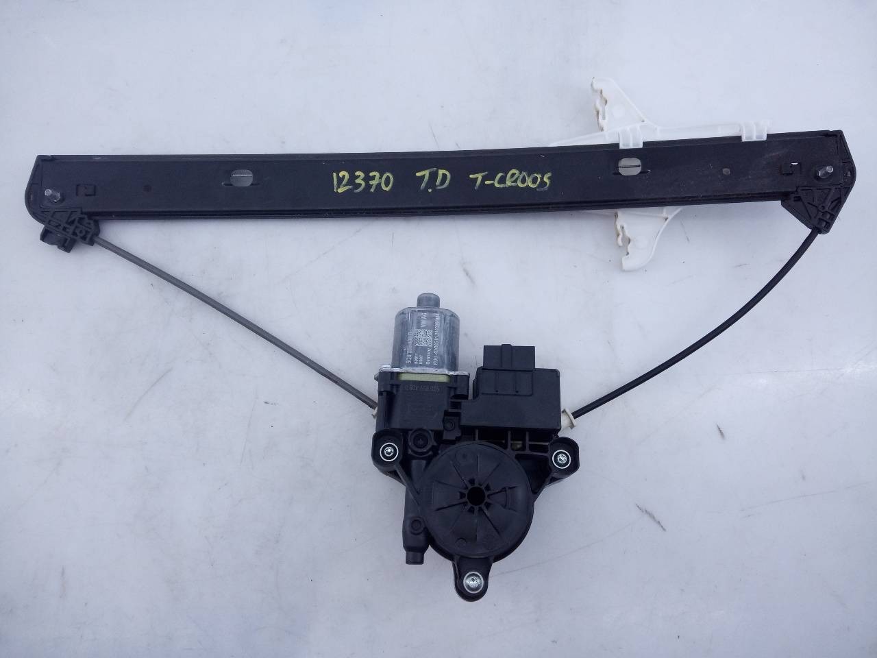 ELEVALUNAS TRASERO DERECHO VOLKSWAGEN T-CROSS 5Q0959408D / E1-B6-46-2 5Q0959408DE1B6462