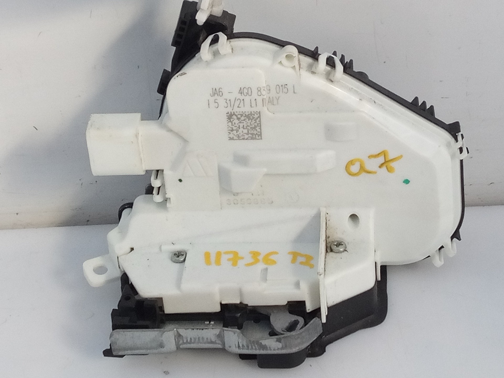 CERRADURA PUERTA TRASERA IZQUIERDA AUDI Q7 4MG JA64G0839015L / E1-B6-56-3 / 3059973B JA64G0839015LE1B65633059973B - Vista 2