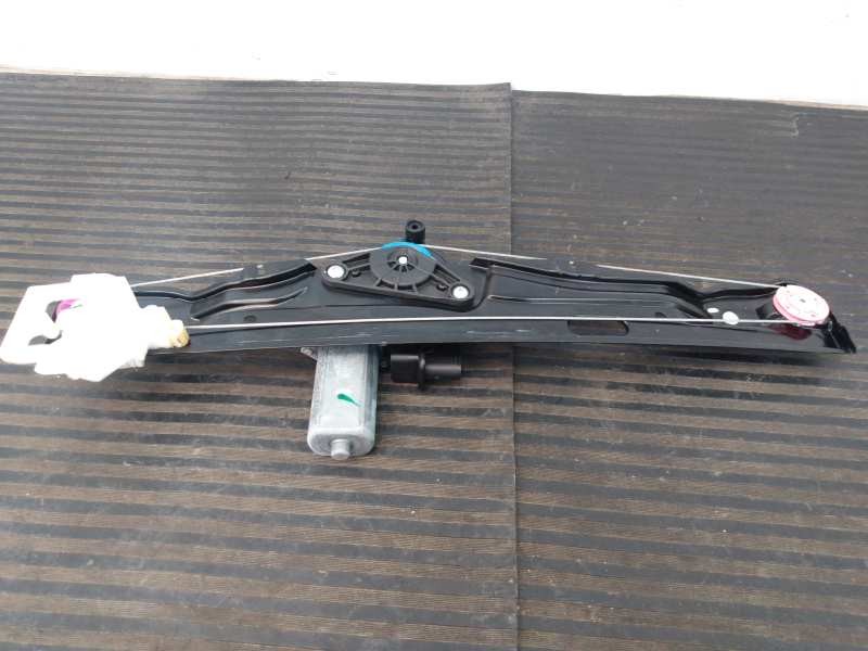 ELEVALUNAS TRASERO DERECHO BMW SERIE X1 (F48) 734951208 / E1-A3-44-2 / 13262410 734951208E1A344213262410 - Vista 3