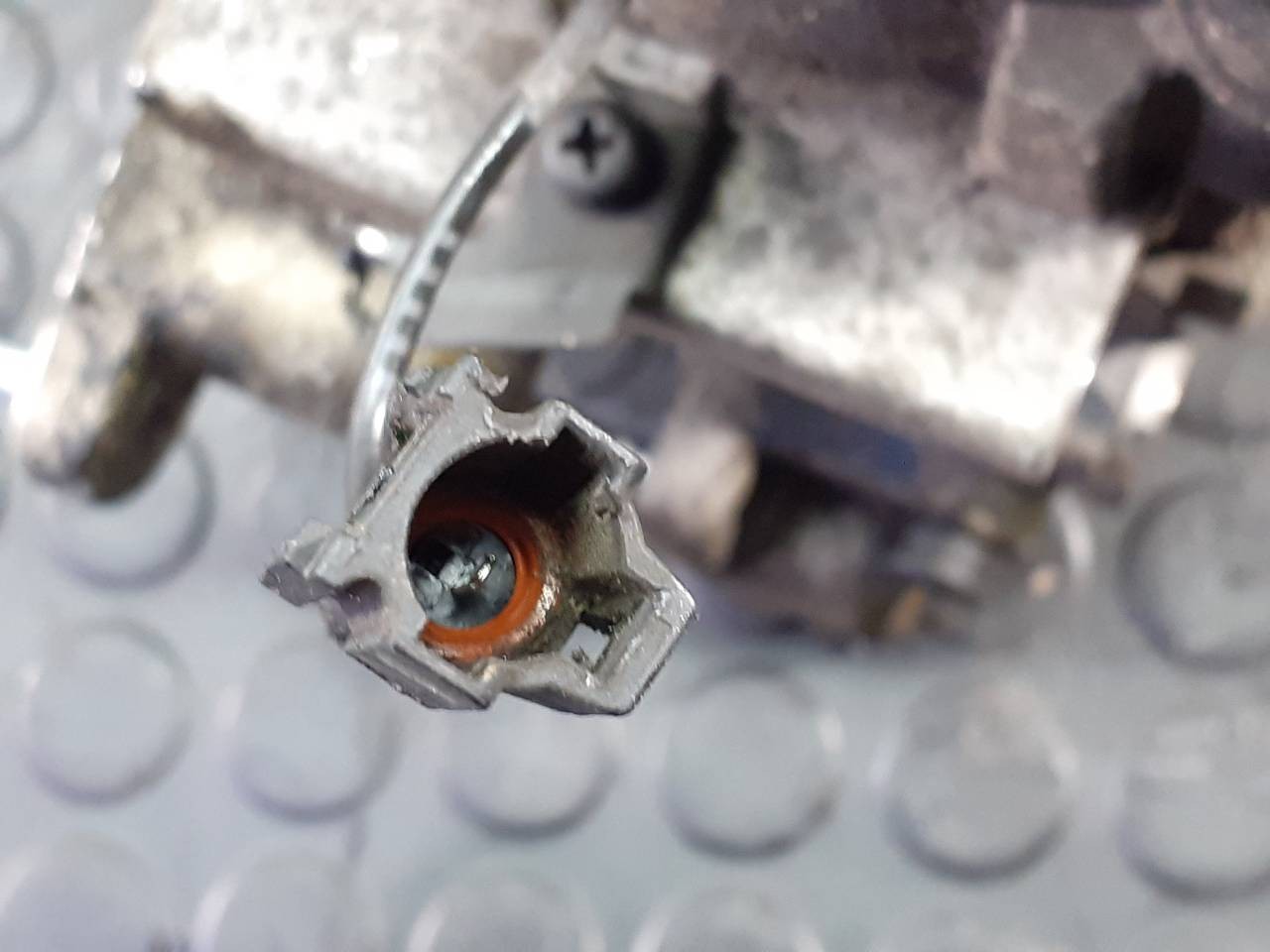 COMPRESOR AIRE ACONDICIONADO KIA SORENTO 977013E350 / P3-B3-19-1 977013E350P3B3191 - Vista 3